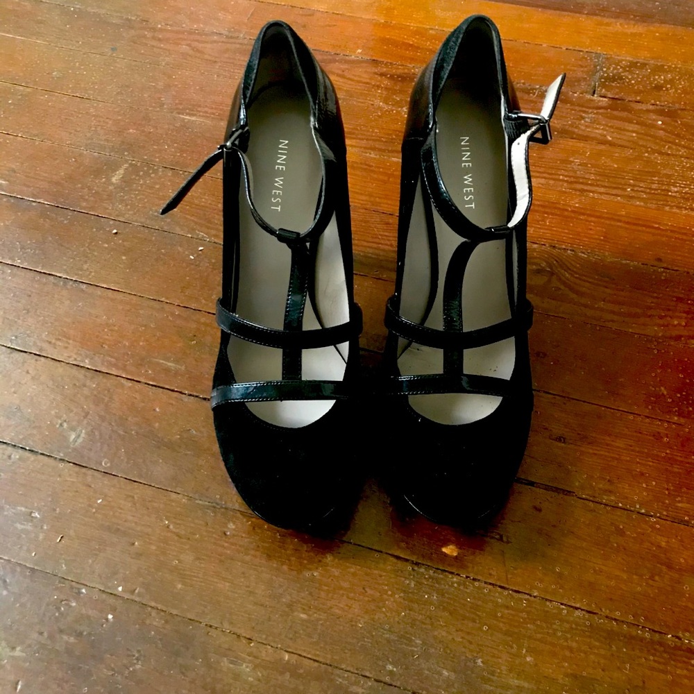 9 West Heels